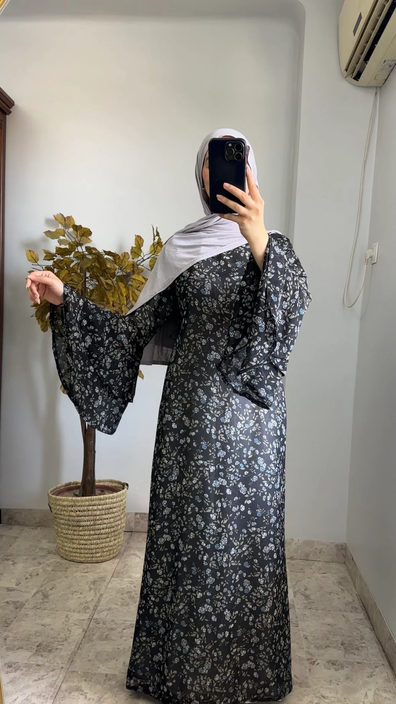 LIORA dress floral elegance - الصورة 8
